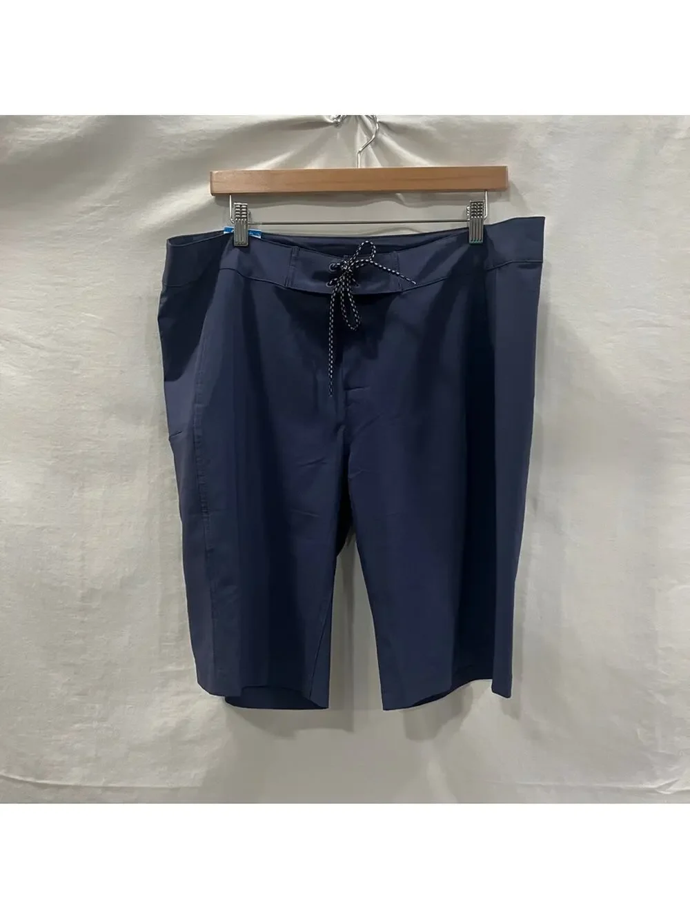 Columbia Navy Shorts Men XL Water Simple Beach Island Travel Coastal Casual New